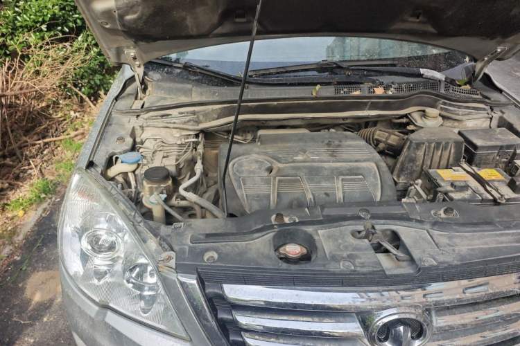 Used Haval H6 2011 2.0L Manual Two-Wheel Drive Elite Version Engine Bay Right