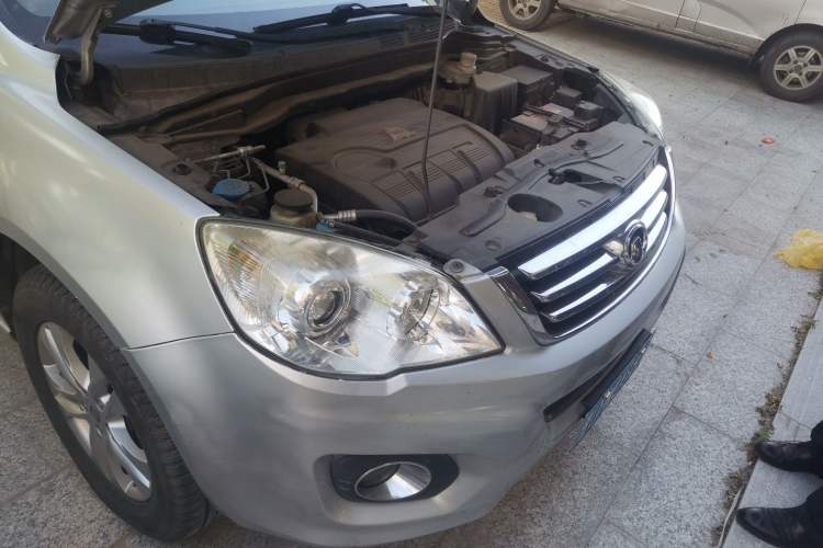 Used Haval H6 2011 2.0L Manual Two-Wheel Drive Urban Version Engine Bay Right