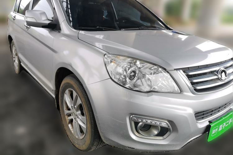 Used Haval H6 2011 Green Silence 2.0T Manual Two-Wheel Drive Elite Model Front Right 45 Deg