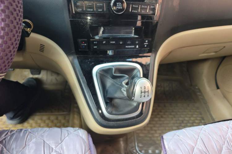 Used Haval H6 2011 2.0L Manual Two-Wheel Drive Urban Version Gear Lever