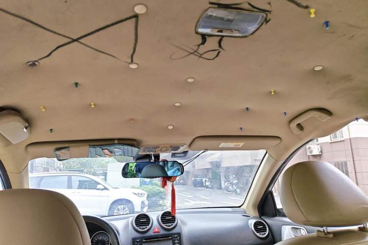 Used Haval H6 2011 2.0L Manual Two-Wheel Drive Elite Version Headliner