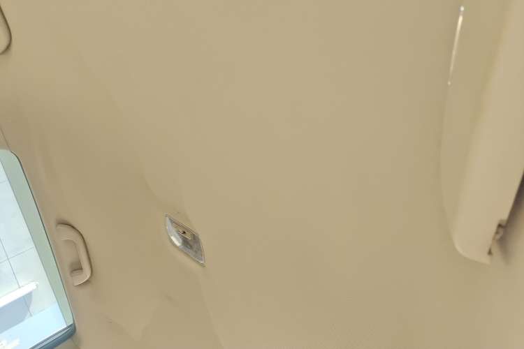 Used Haval H6 2011 2.0L Manual Two-Wheel Drive Elite Version Headliner