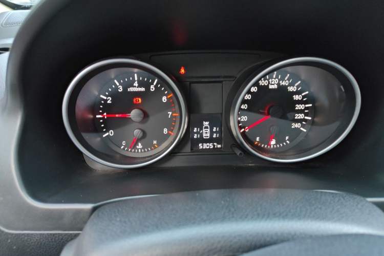 Used Haval H6 2011 2.0L Manual Two-Wheel Drive Elite Version Instrument Cluster