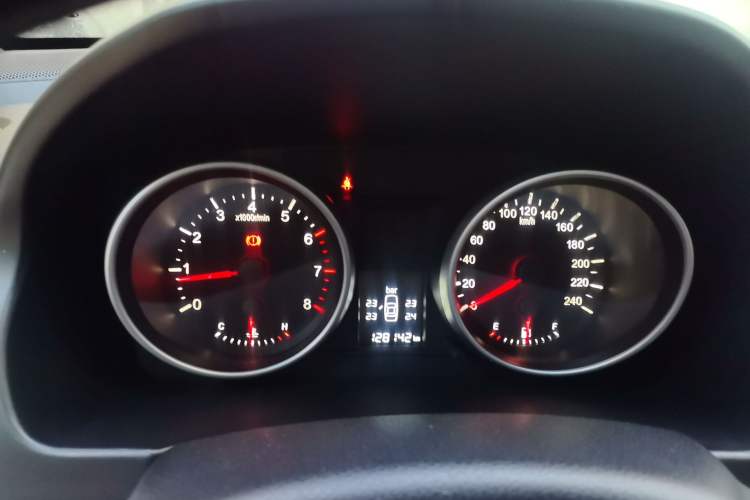 Used Haval H6 2011 2.0L Manual Two-Wheel Drive Elite Version Instrument Cluster