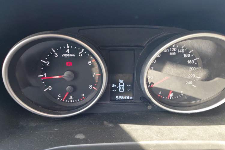 Used Haval H6 2011 2.0L Manual Two-Wheel Drive Elite Version Instrument Cluster