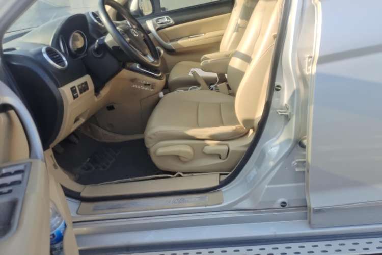 Used Haval H6 2011 2.0L Manual Two-Wheel Drive Elite Version Left Front Seat