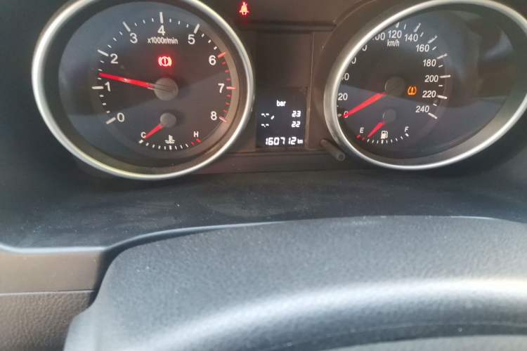 Used Haval H6 2011 2.0L Manual Two-Wheel Drive Urban Version Odometer Close Up