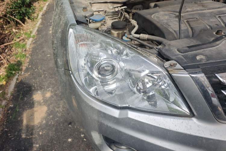 Used Haval H6 2011 2.0L Manual Two-Wheel Drive Elite Version Right Front Headlight