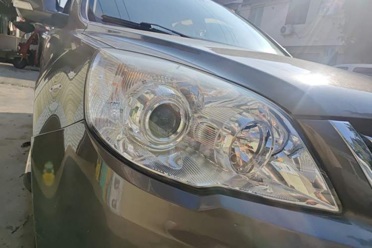 Used Haval H6 2011 2.0L Manual Two-Wheel Drive Elite Version Right Front Headlight