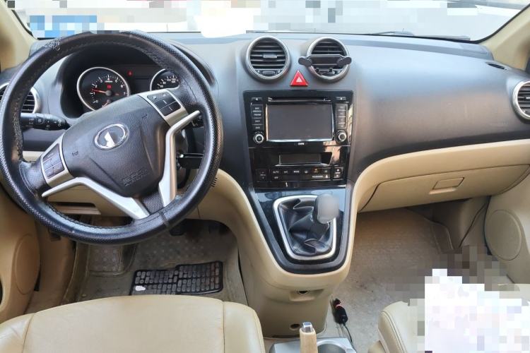 Used Haval H6 2011 2.0L Manual Two-Wheel-Drive Prestige Version Center Console
