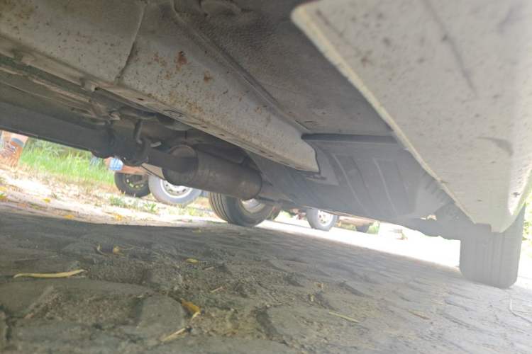 Used Haval H6 2011 2.0L Manual Two-Wheel-Drive Prestige Version Chassis Front Left