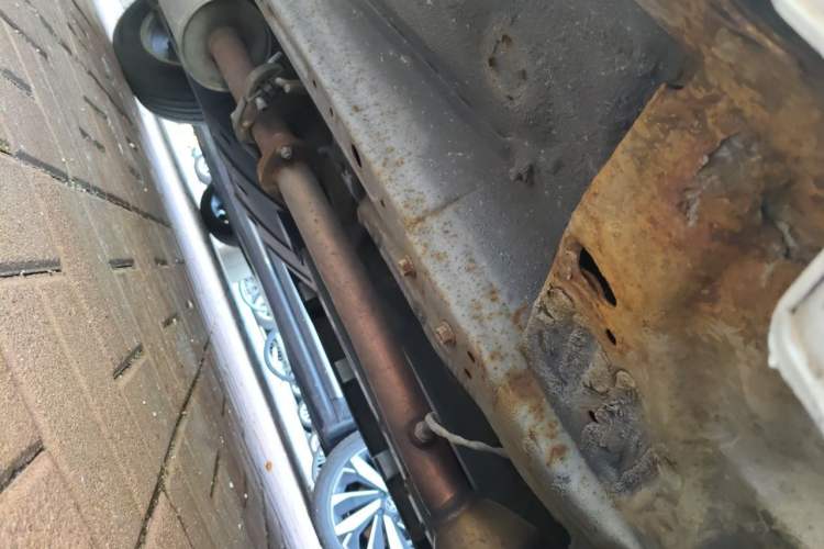 Used Haval H6 2011 2.0L Manual Two-Wheel-Drive Prestige Version Chassis Front Right