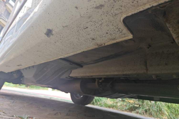 Used Haval H6 2011 2.0L Manual Two-Wheel-Drive Prestige Version Chassis Front Right