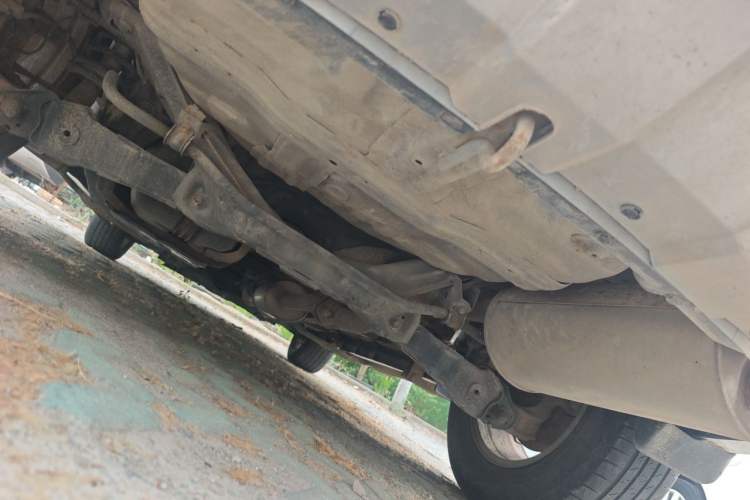 Used Haval H6 2011 Green Silence 2.0T Manual Two-Wheel Drive Elite Model Chassis Rear