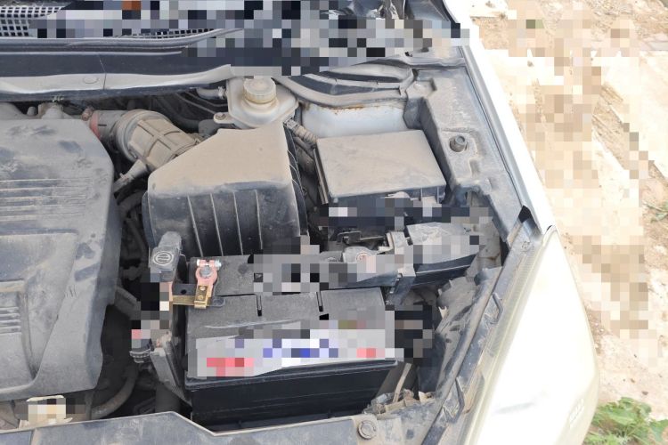 Used Haval H6 2011 2.0L Manual Two-Wheel Drive Urban Version Engine Bay Left