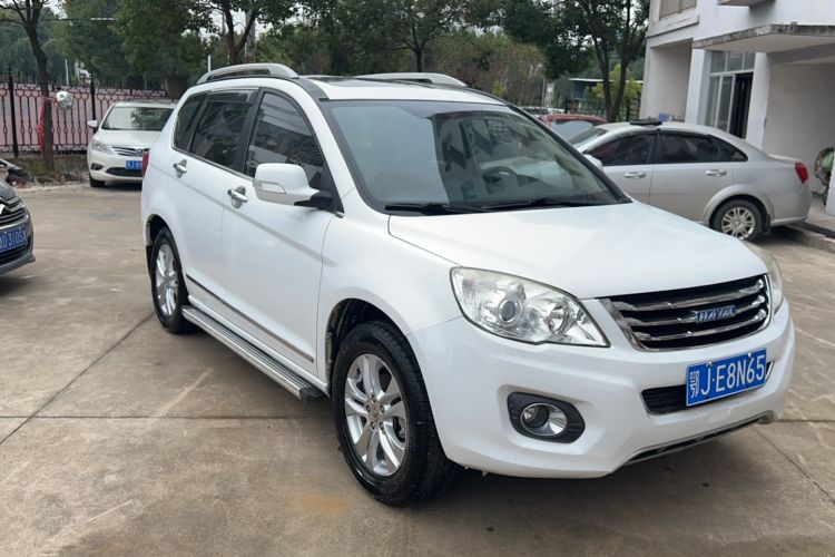 Used Haval H6 2011 2.0L Manual Two-Wheel-Drive Prestige Version Front Right 45 Deg