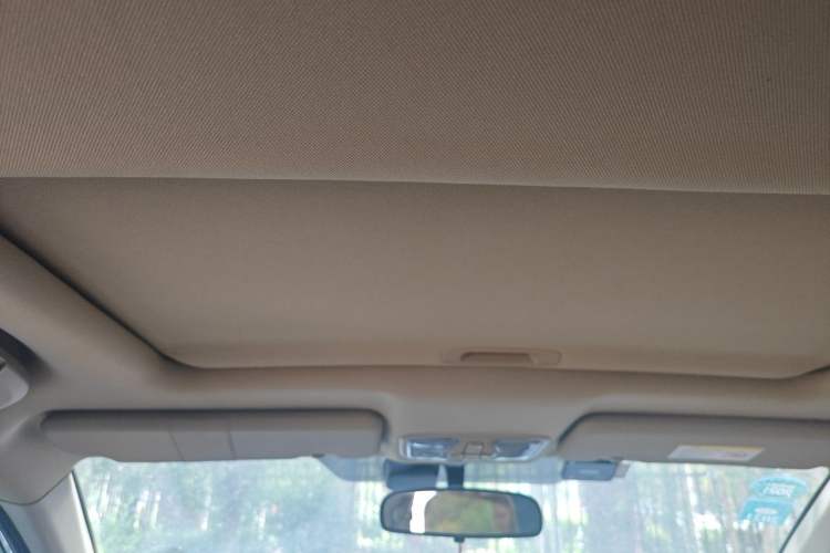 Used Haval H6 2011 2.0L Manual Two-Wheel-Drive Prestige Version Headliner