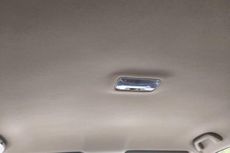 Used Haval H6 2011 2.0L Manual Two-Wheel Drive Elite Version Headliner