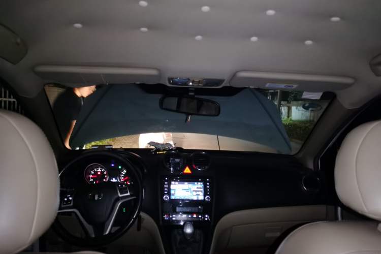 Used Haval H6 2011 2.0L Manual Two-Wheel Drive Elite Version Headliner