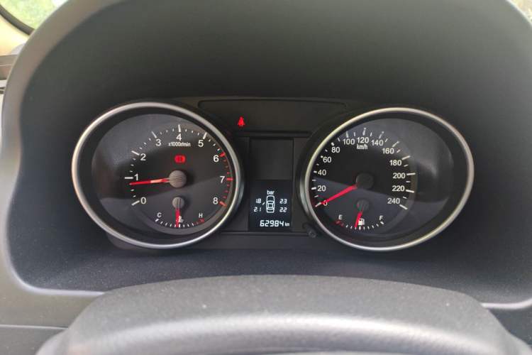 Used Haval H6 2011 2.0L Manual Two-Wheel-Drive Prestige Version Instrument Cluster