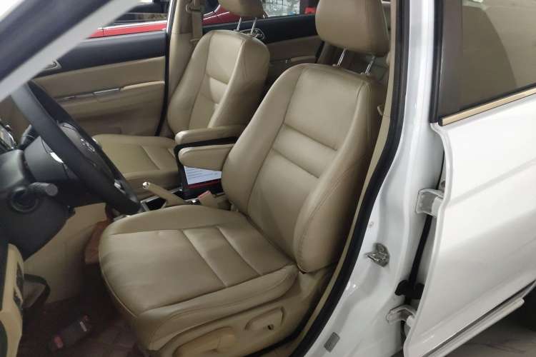 Used Haval H6 2011 2.0L Manual Two-Wheel Drive Elite Version Left Front Seat