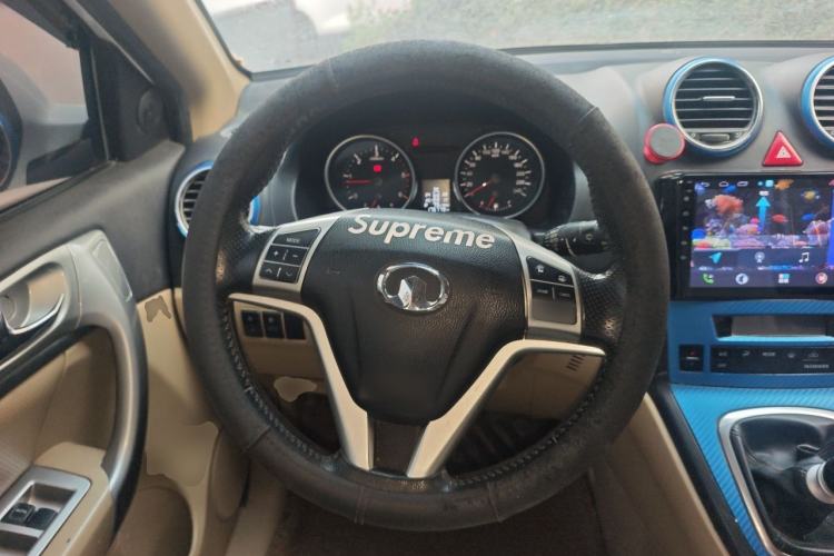 Used Haval H6 2011 Green Silence 2.0T Manual Two-Wheel Drive Elite Model Steering Wheel