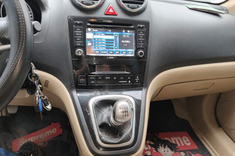 Used Haval H6 2012 1.5T Manual Two-Wheel Drive Elite Model Audio And AC Panel