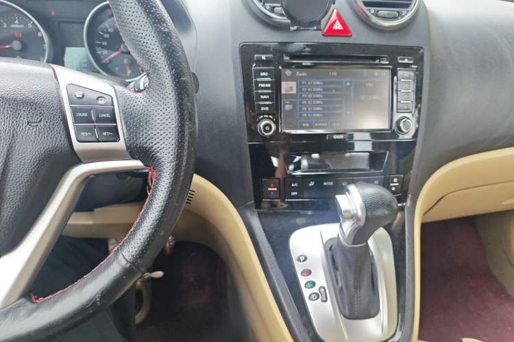Used Haval H6 2012 2.4L Automatic Two-Wheel Drive Elite Version Audio And AC Panel