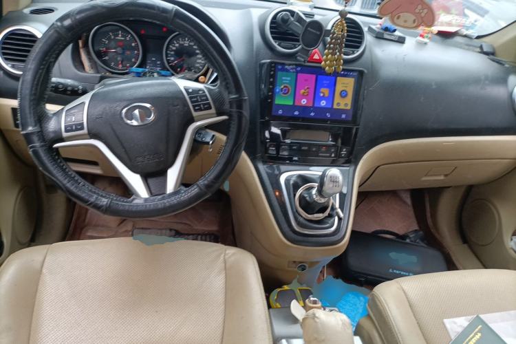 Used Haval H6 2012 1.5T Manual Two-Wheel Drive Elite Model Center Console