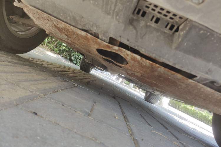 Used Haval H6 2012 1.5T Manual Two-Wheel Drive Prestige Version Chassis Front