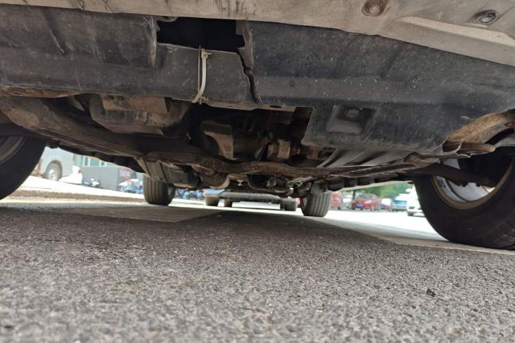Used Haval H6 2012 1.5T Manual Two-Wheel Drive Prestige Version Chassis Front