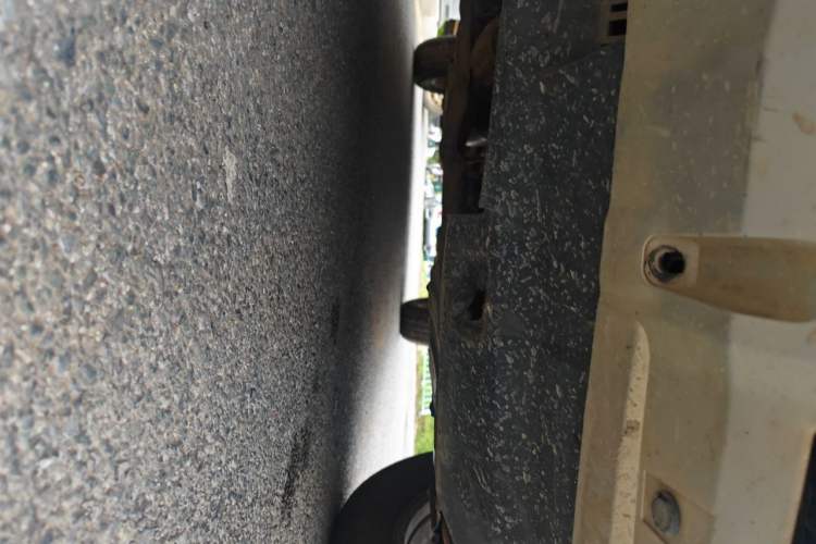 Used Haval H6 2012 2.4L Automatic Two-Wheel Drive Elite Version Chassis Front
