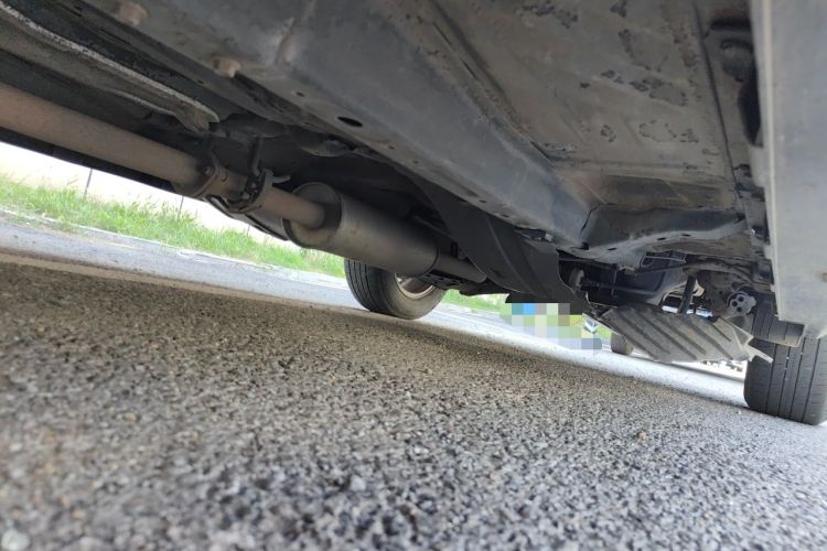 Used Haval H6 2012 2.4L Automatic Two-Wheel Drive Prestige Version Chassis Front Left