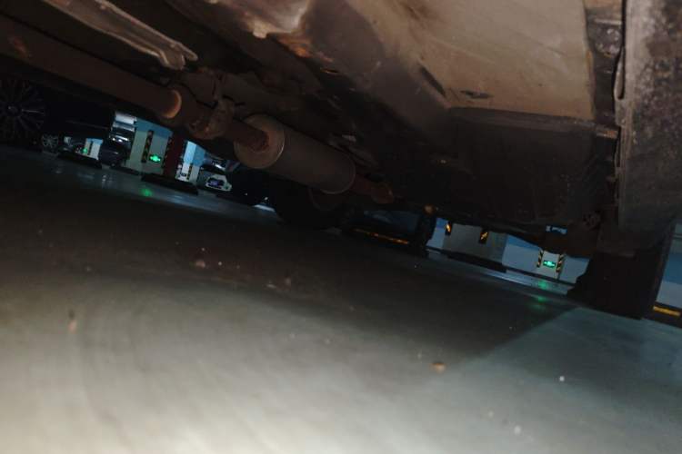 Used Haval H6 2012 2.4L Automatic Two-Wheel Drive Prestige Version Chassis Front Left