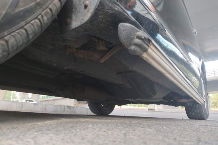 Used Haval H6 2012 2.4L Automatic Two-Wheel Drive Elite Version Chassis Front Left