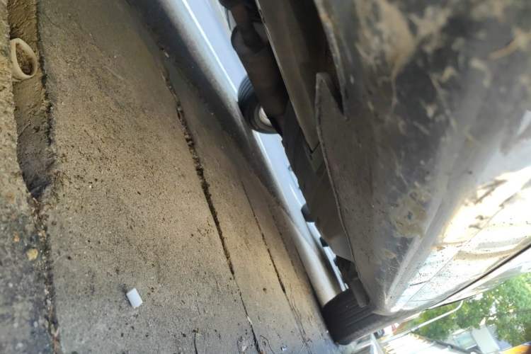 Used Haval H6 2012 2.4L Automatic Two-Wheel Drive Elite Version Chassis Front Left
