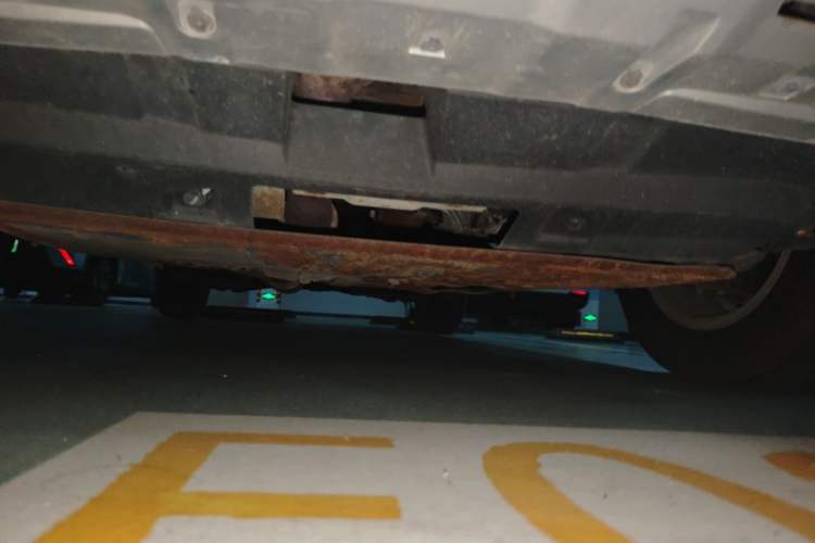 Used Haval H6 2012 2.4L Automatic Two-Wheel Drive Prestige Version Chassis Front