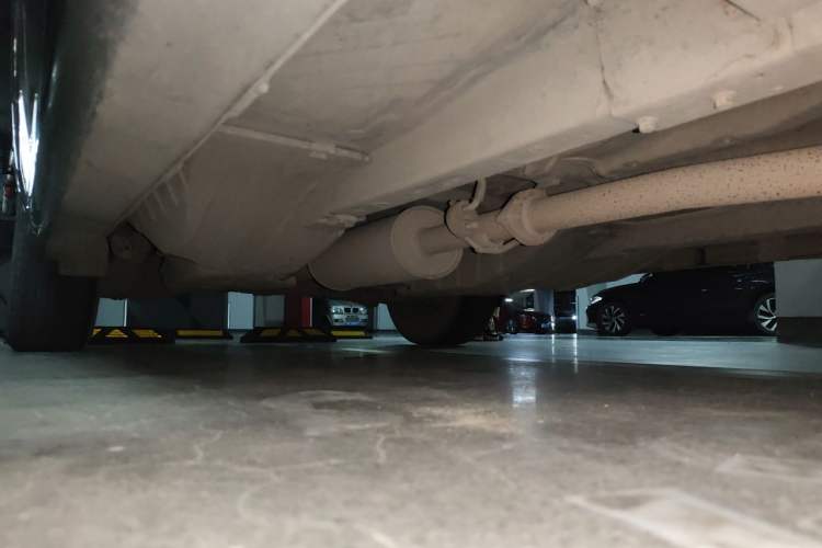 Used Haval H6 2012 1.5T Manual Two-Wheel Drive Elite Model Chassis Front Right