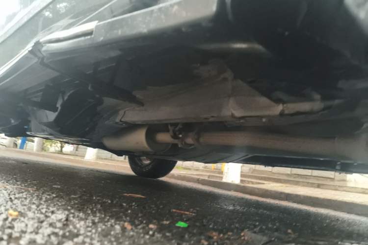 Used Haval H6 2012 1.5T Manual Two-Wheel Drive Elite Model Chassis Front Right