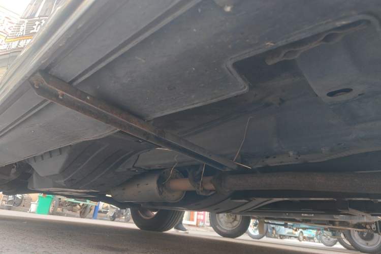 Used Haval H6 2012 1.5T Manual Two-Wheel Drive Elite Model Chassis Front Right