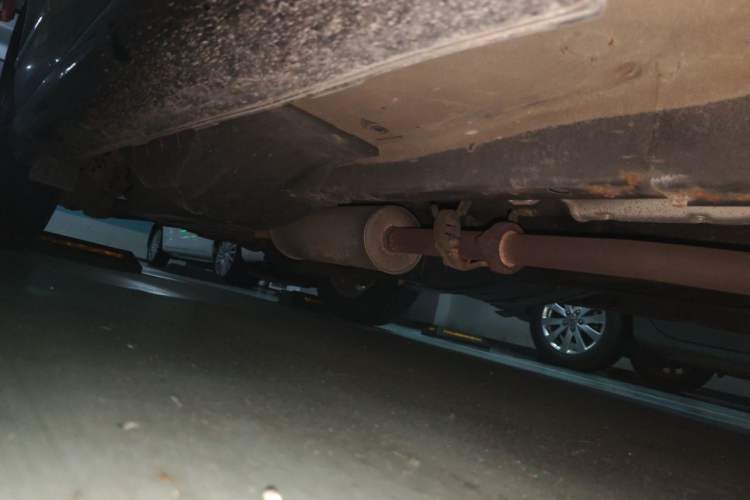 Used Haval H6 2012 2.4L Automatic Two-Wheel Drive Prestige Version Chassis Front Right