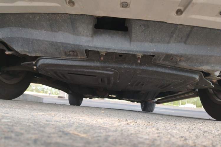 Used Haval H6 2012 2.4L Automatic Two-Wheel Drive Elite Version Chassis Front