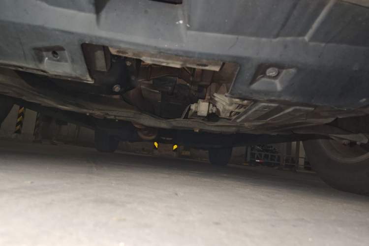 Used Haval H6 2012 1.5T Manual Two-Wheel Drive Urban Version Chassis Front