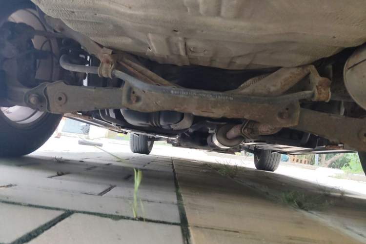 Used Haval H6 2012 2.4L Automatic Two-Wheel Drive Elite Version Chassis Rear