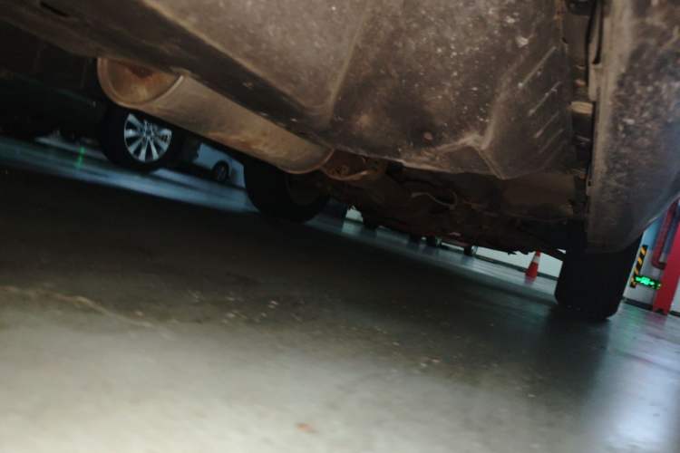 Used Haval H6 2012 2.4L Automatic Two-Wheel Drive Prestige Version Chassis Rear Right