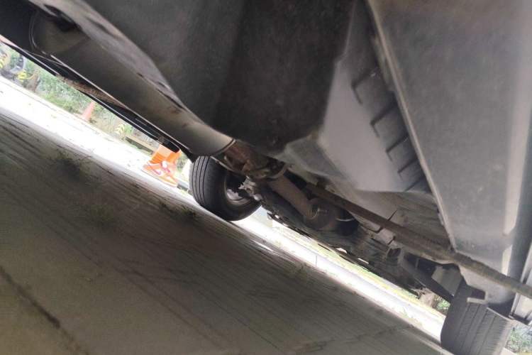 Used Haval H6 2012 2.4L Automatic Two-Wheel Drive Elite Version Chassis Rear Right