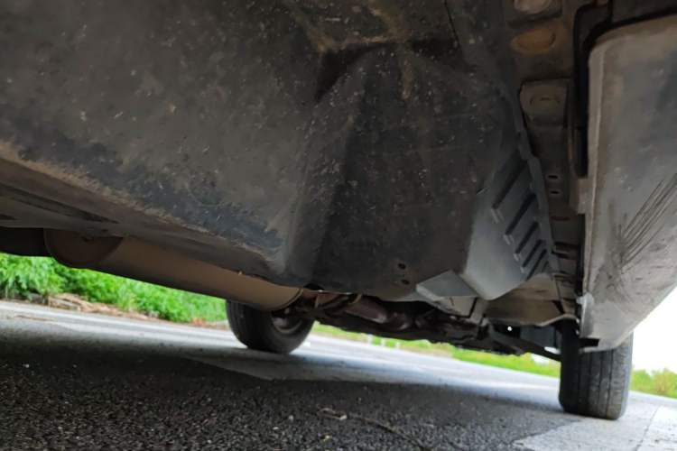 Used Haval H6 2012 2.4L Automatic Two-Wheel Drive Elite Version Chassis Rear Right