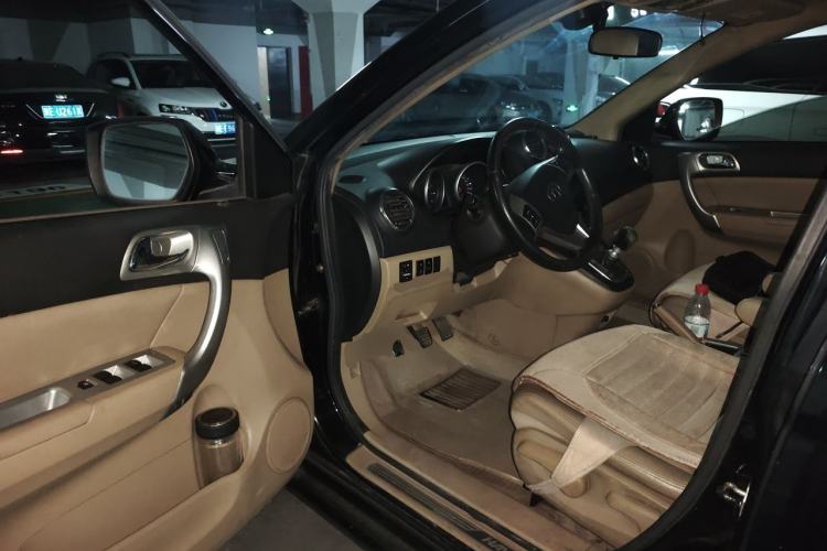 Used Haval H6 2012 1.5T Manual Two-Wheel Drive Elite Model Driver Seat