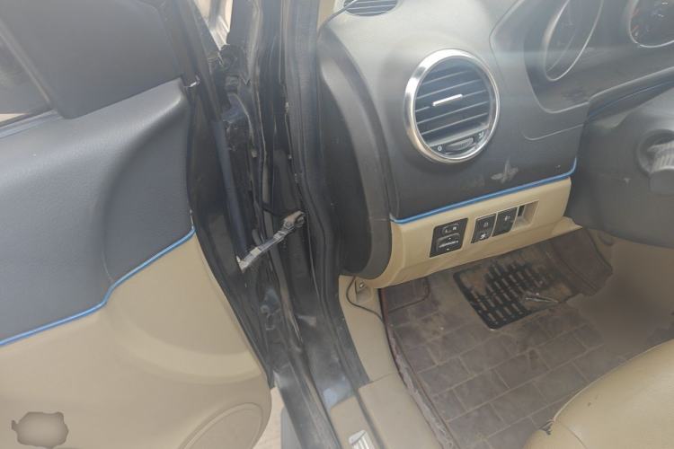 Used Haval H6 2012 1.5T Manual Two-Wheel Drive Prestige Version Driver Seat