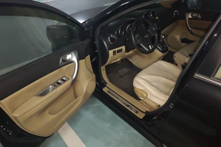 Used Haval H6 2012 2.4L Automatic Two-Wheel Drive Prestige Version Driver Seat